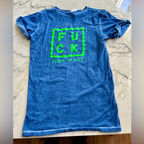 LOVE brand t-shirt, says F/U/C/K covid 19 by LOVE in neon green on washed blue-S - Picture 2 of 3